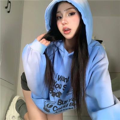 更衣人偶坠入爱河 海报
